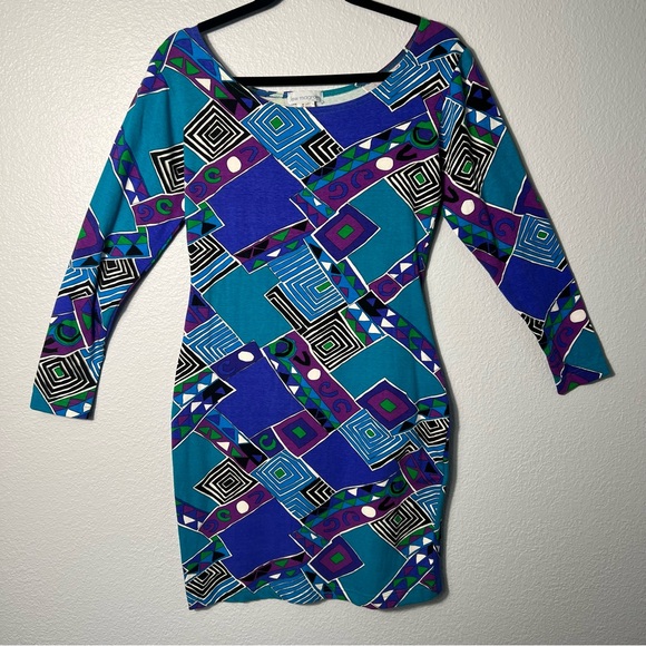 Vintage Geometric Colorful 90’s Dress in Blue and Purple - Picture 13 of 17